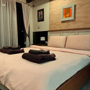 Boutique Yes For 3*, Plovdiv Bulgaria