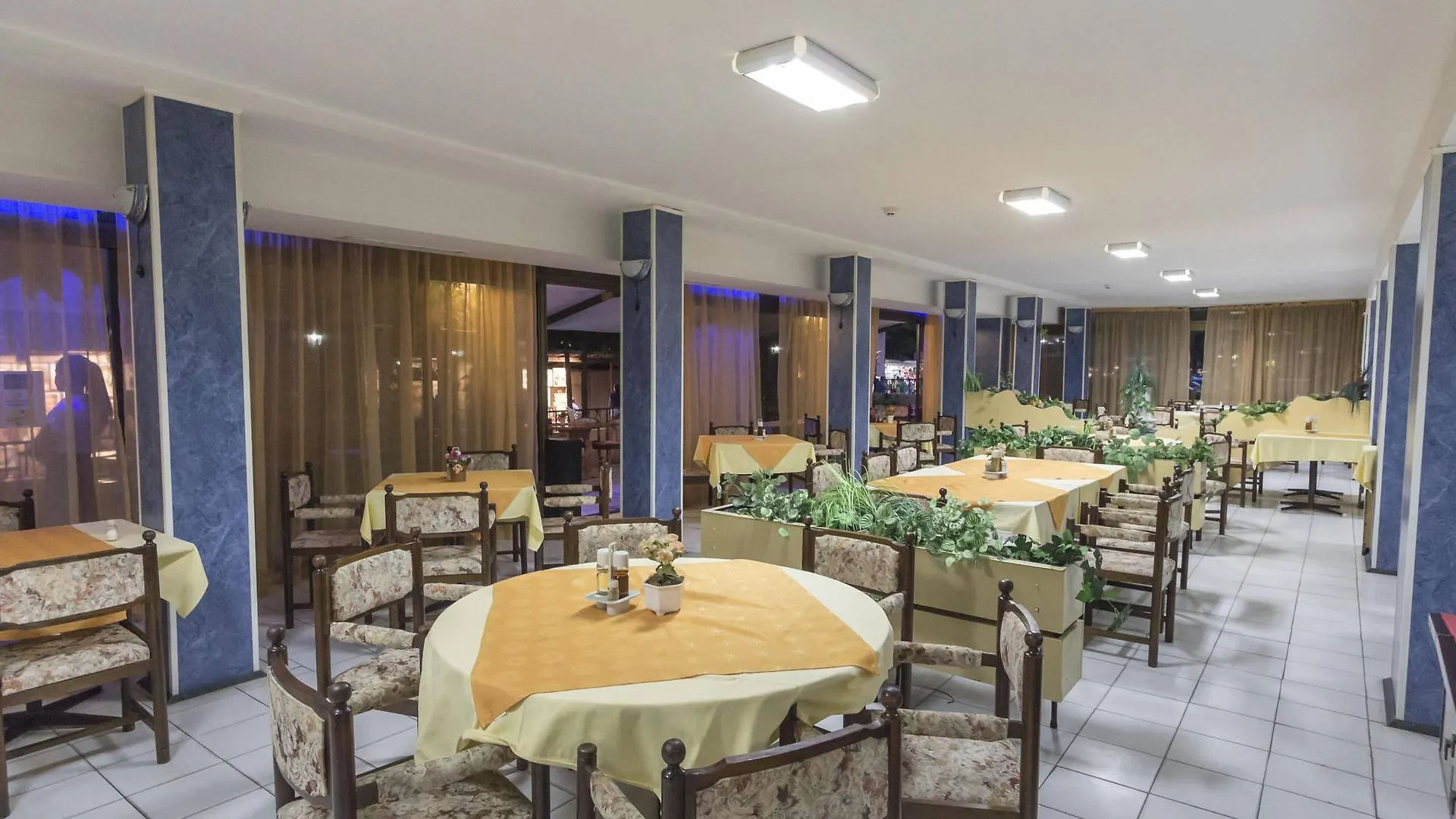 Kamchia Park Hotel Golden Sands 3*,